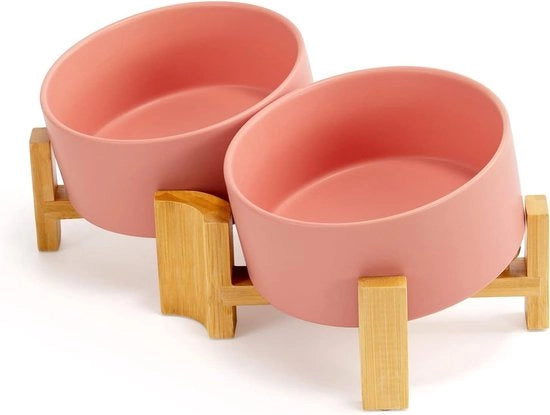 Kom da 15° per cani e gatti con standard in legno, ciotola da mangiare e acqua antiscivolo per cani e gatti con facce piatte, capacità 850 ml, colore rosa, con 2 pezzi