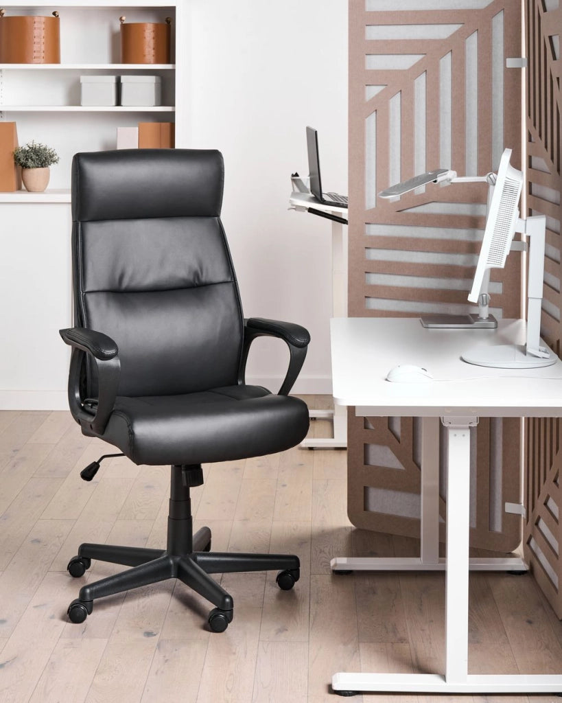Sedia da ufficio retrò in similpelle nero altezza regolabile con braccioli elegante
