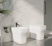 Sanitari filomuro SALVASPAZIO serie TULIPANO: vaso, bidet, copriwater soft-close - Bianco Lucido