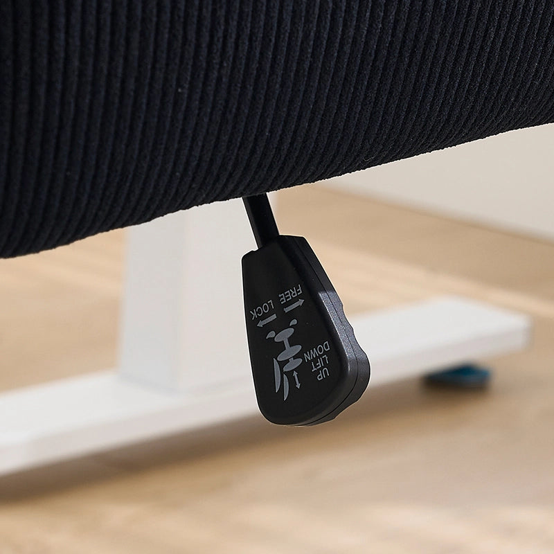 Sedia da ufficio girevole ergonomica con supporto lombare e braccioli, base in metallo dorato, in velluto a coste nero