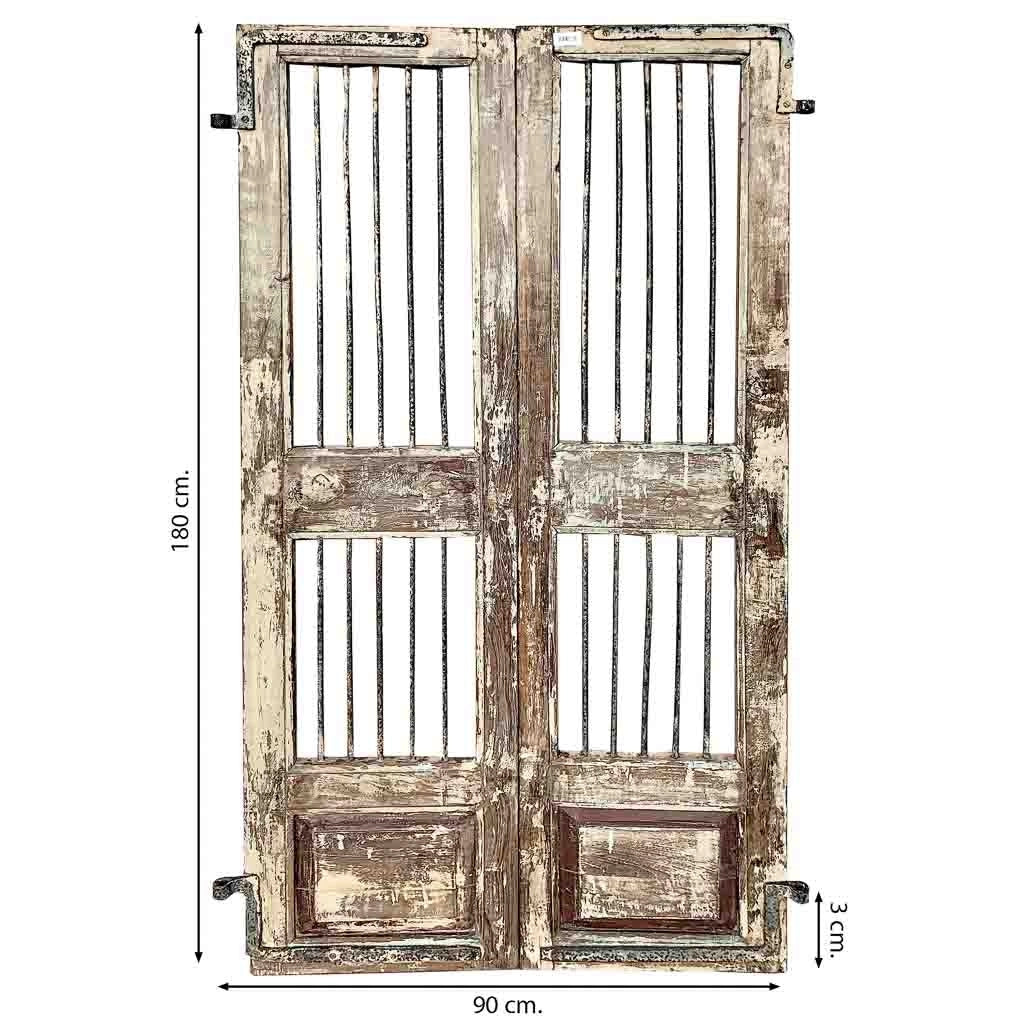 Porta in legno marrone con finitura artigianale, 98x3x175 cm (altezza).