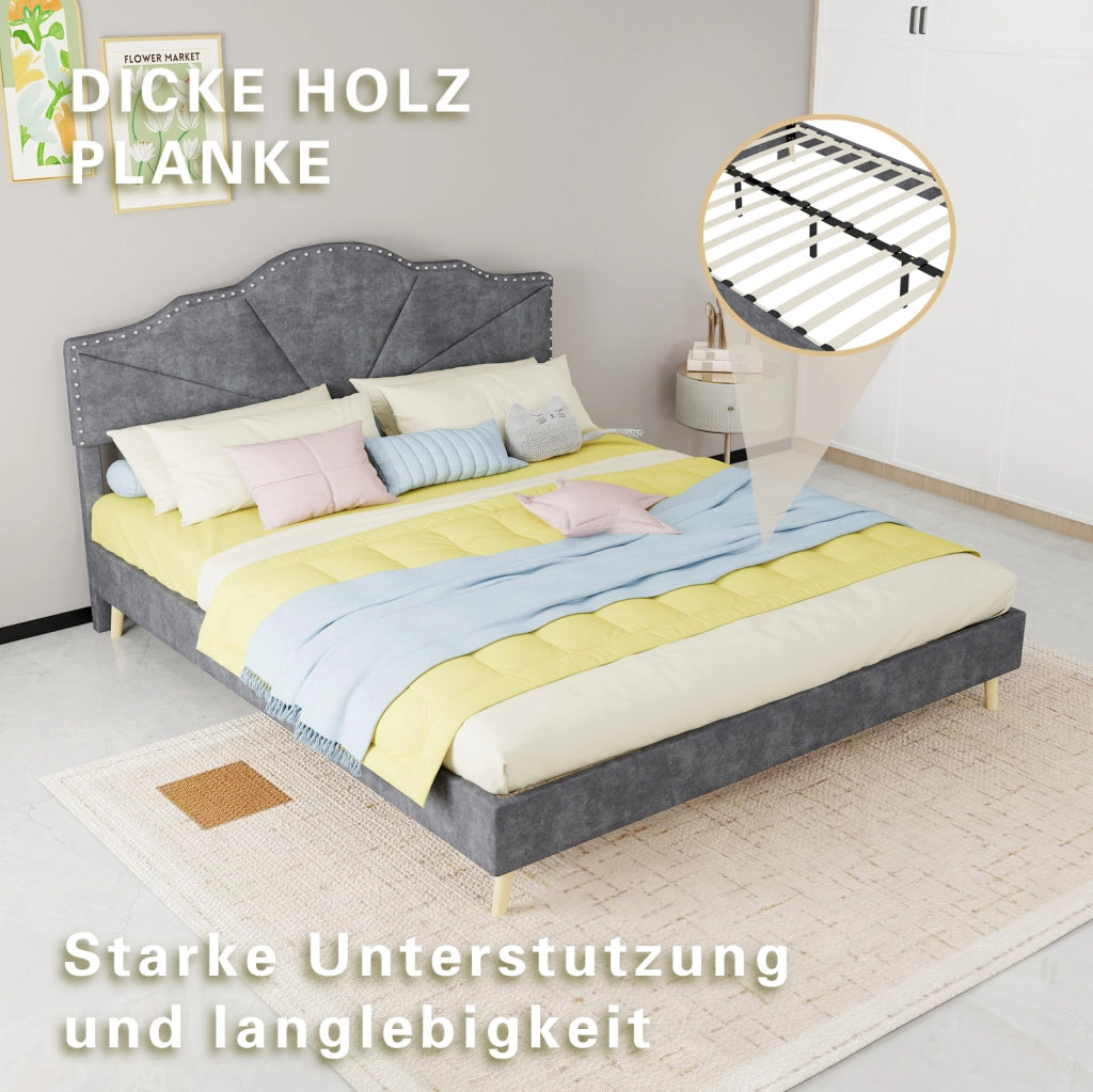 Letto 160x200 cm con testiera geometrica e rete a doghe; tessuto grigio