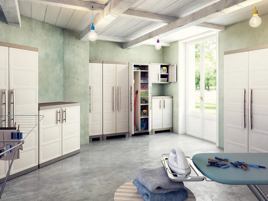 Armadio Alto in Resina con 4 Ripiani Regolabili e Chiusura Lucchettabile Colore Grigio e Nero Excellence Keter