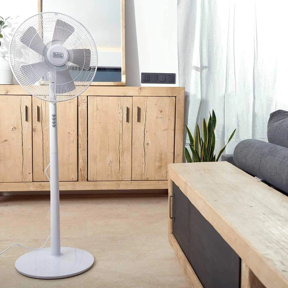 Black+decker bxefp60e ventilatore a piantana, 60 w, 59 decibel, plastica, bianco [classe di efficienza energetica a]