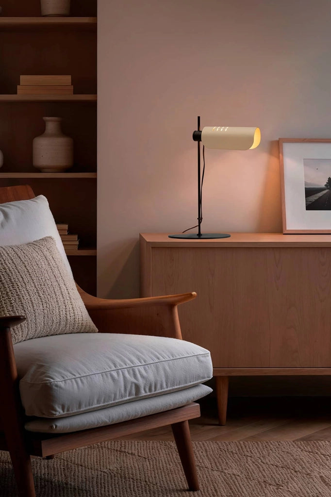 MARTINICA, Lampada da Tavolo, Faro Barcelona Colore: Beige