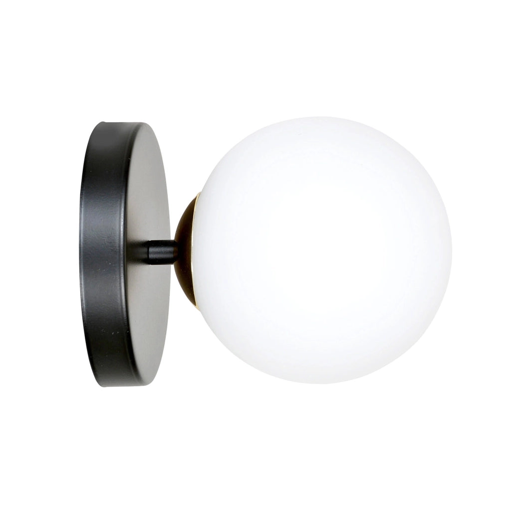 Applique A 1 Luce Vishnu In Acciaio Nero E Sfera In Vetro Bianco E Oro
