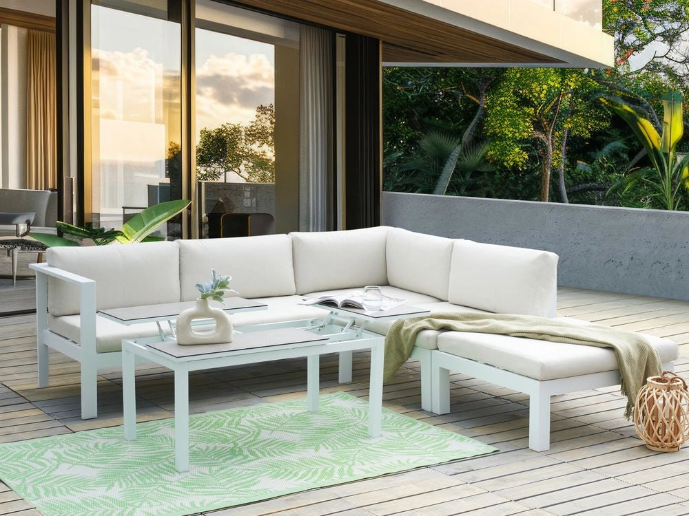 Set da giardino divano 5 posti e tavolo elevabile con struttura bianca e piano in vetro e cuscini bianchi color crema stile moderno scandinavo