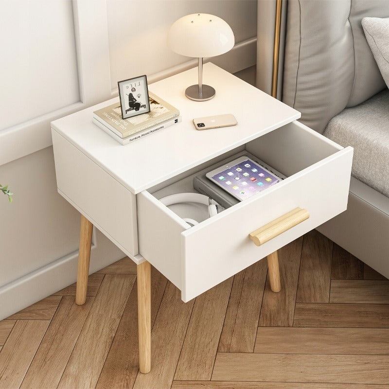 Comodino Bianco 45x54,5x30 cm Funzionale e Salvaspazio