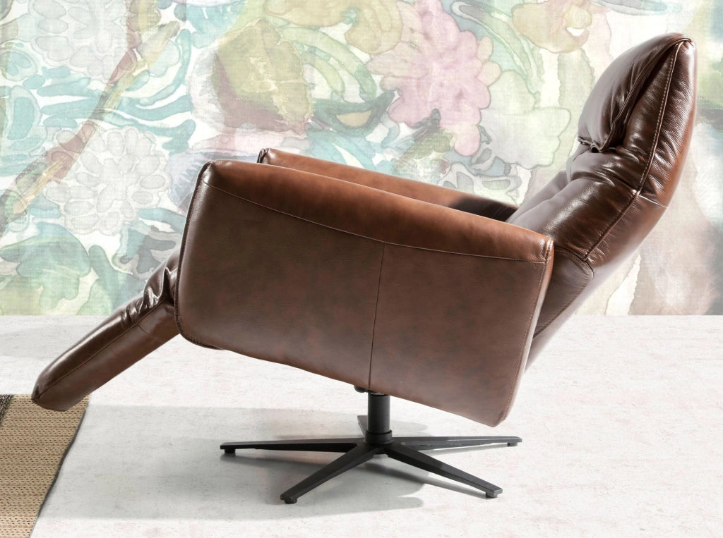 Poltrona girevole in pelle marrone cioccolato