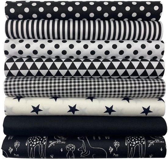 Tessuto Patchwork 100% Cotone - Quadrato 50 x 50 cm - 8 Pezzi - Manufatto Artigianale - Ideale per Cucire/Scoprire