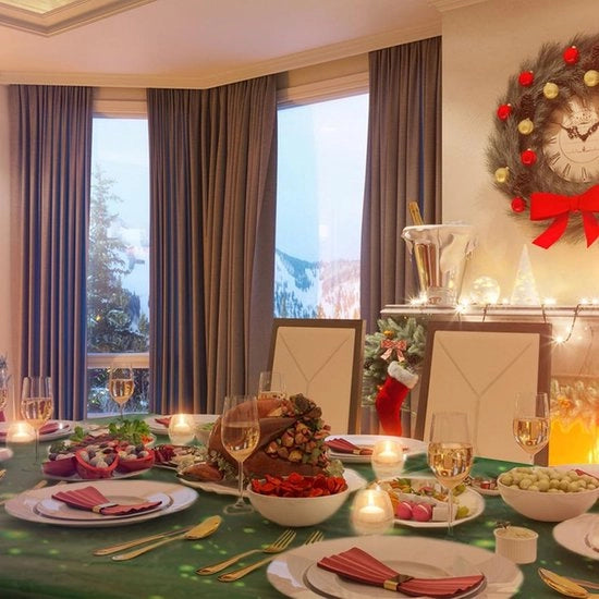 Tavolo da Natale in Plastica Premium - 3 pezzi - Imbevibile - Acqua Resistente - Scatole da Tavolo Quadrangolari - Rosso Verde - Festa di Natale - Tavolo da Pranzo Sala da Cene - Disegno di Albero di Natale.
