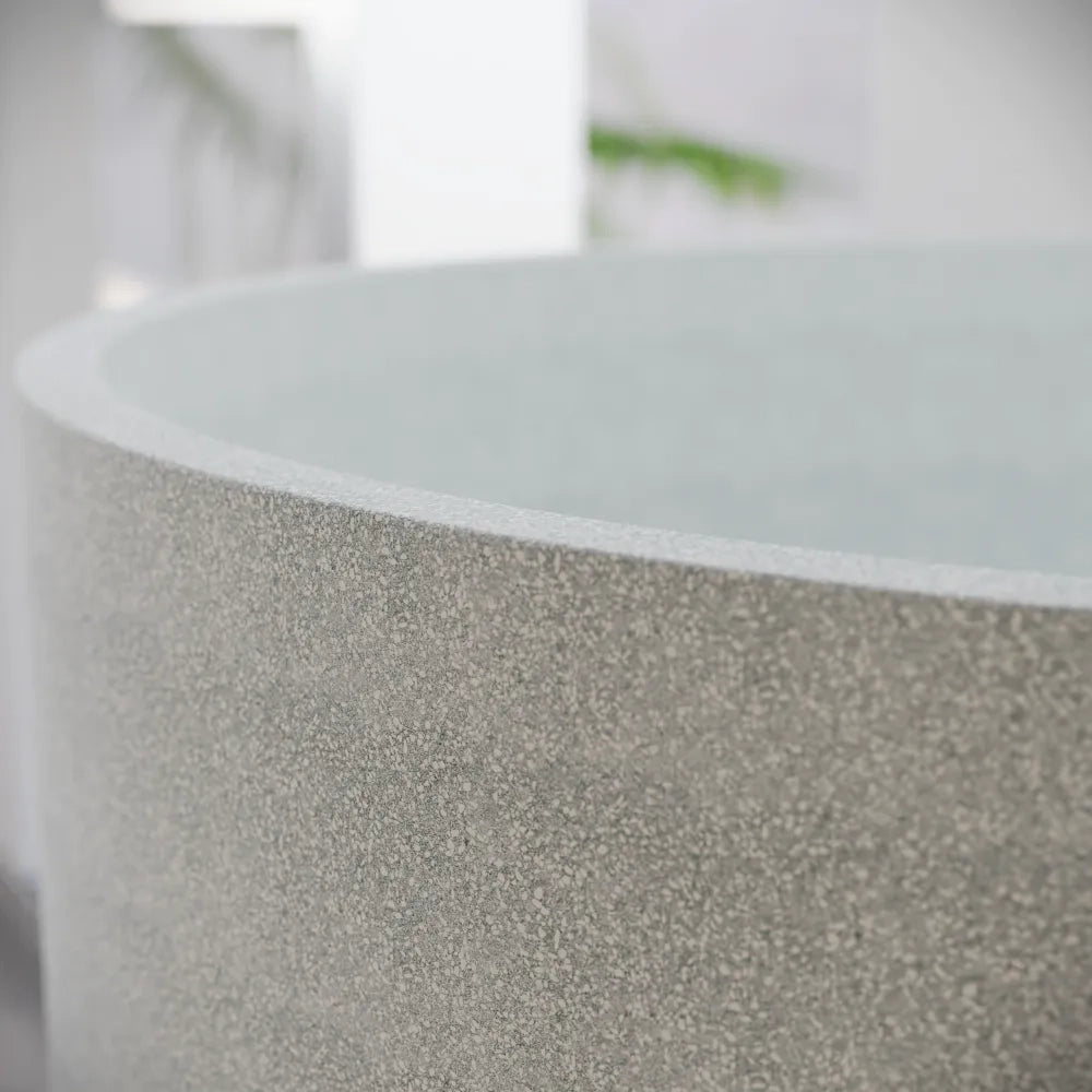 Lavabo freestanding tondo 45x83 cm in micrcocemento bianco | Coral