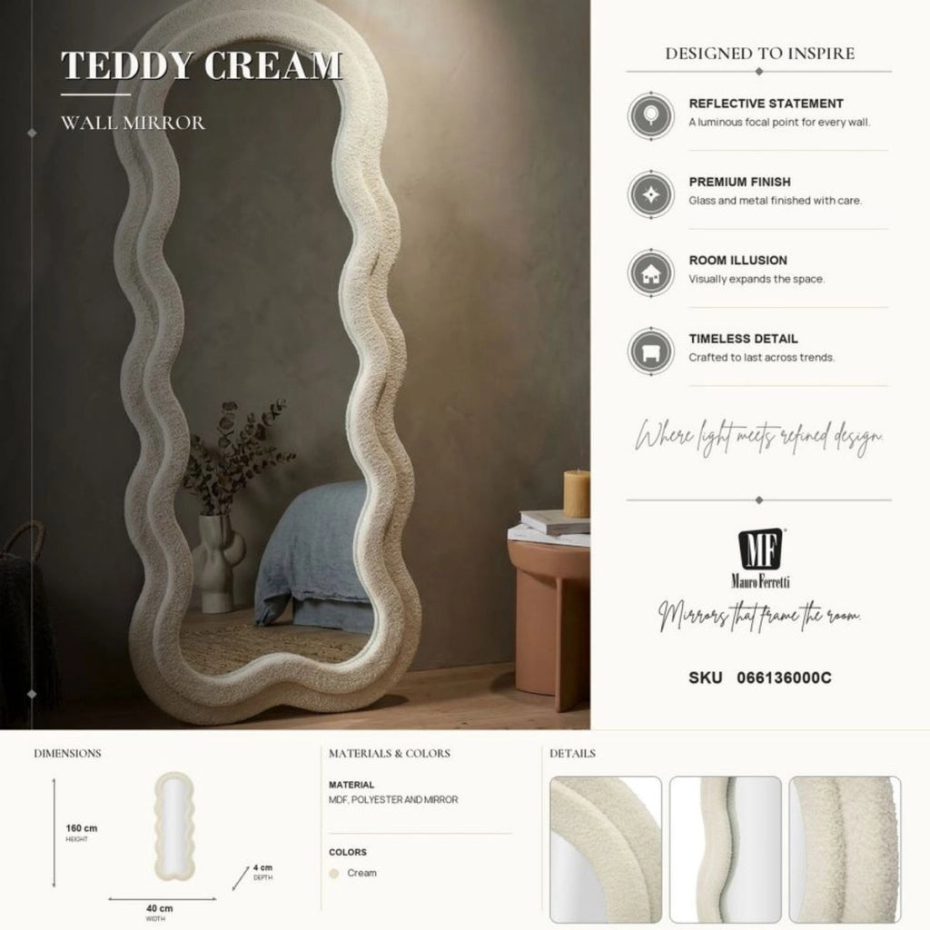 Specchio da parete Teddy wavy in bouclé crema 67x166 cm