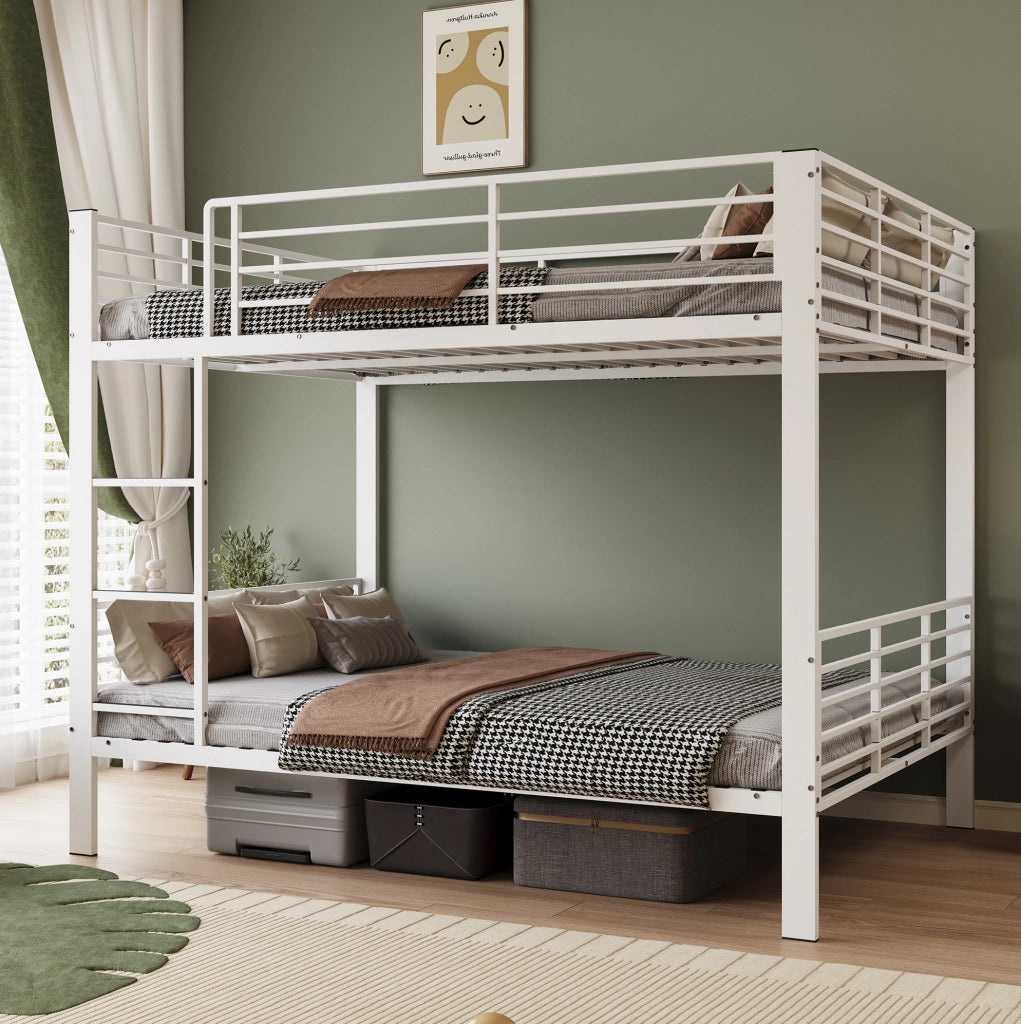 Letto a castello in metallo 140x200 cm; bianco opaco; con sponda di sicurezza