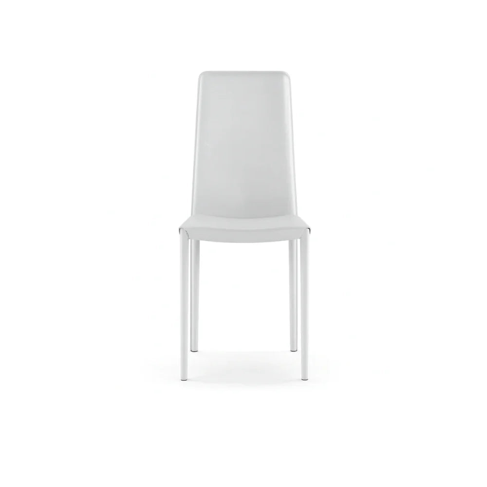 Set di 4 sedie da pranzo imbottite in similcuoio bianco Luma con struttura in metallo facili da pulire | Duzzle