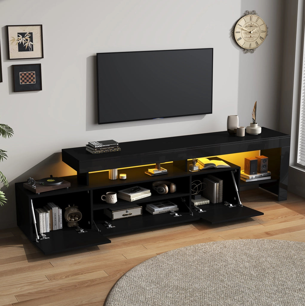 Mobile TV lucido con LED e ampio spazio contenitivo