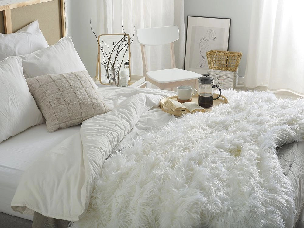 Copripiumino bianco 200 x 220 cm in pelliccia sintetica shaggy fuzzy camera da letto