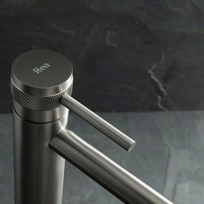 Rubinetto Da Lavabo Rea Lungo Grip Gun Grey High