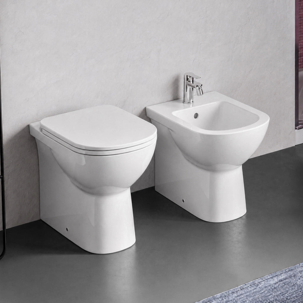 Sanitari filomuro scarico universale e sedile softclose Gemma 2