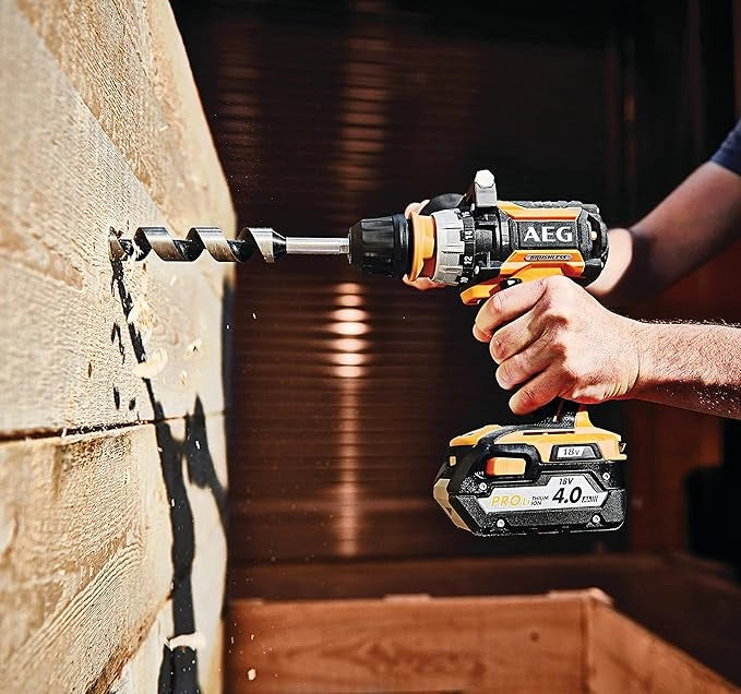 TRAPANO A PERCUSSIONE A BATTERIA 'BSB 18C3BL' AEG 18V 2,0/4,0 AH - AEG POWERTOOLS