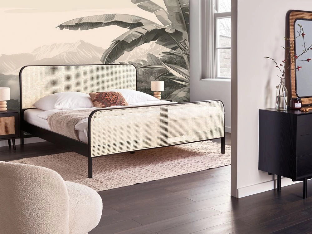 Letto in legno di pino nero UE matrimoniale 180 x 200 cm con testata a treccia viennese a doghe stile rustico minimalista