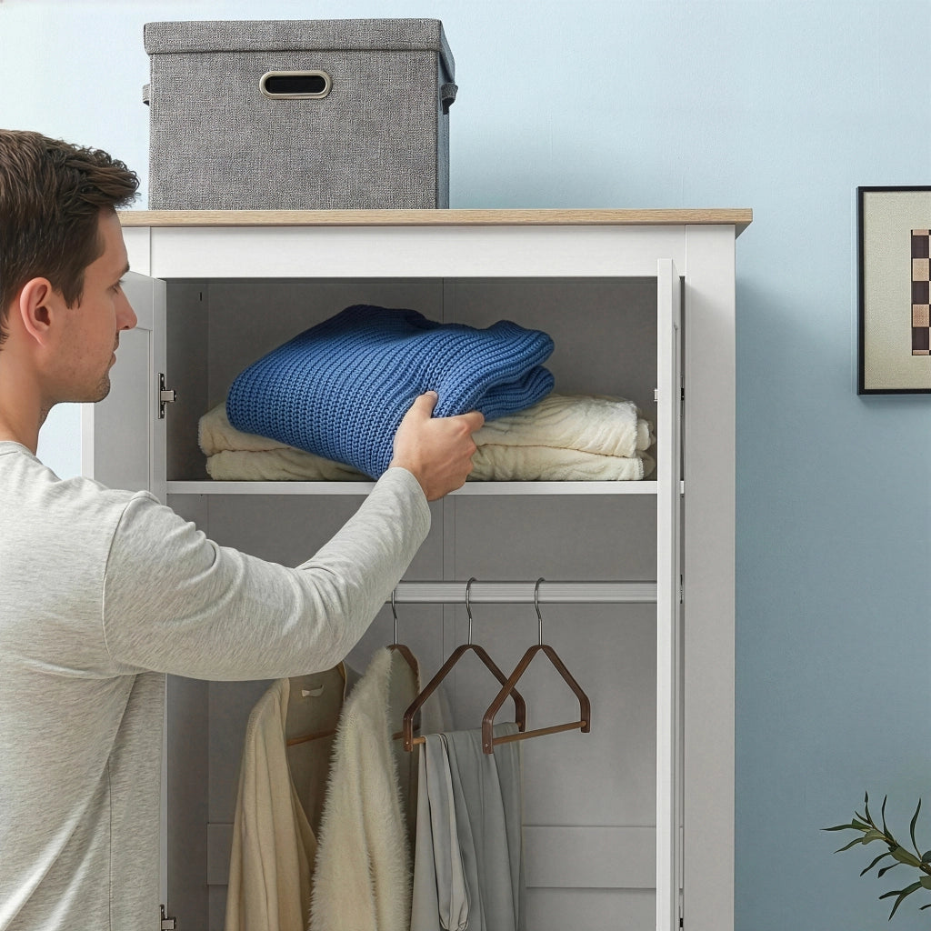 Armadio per Guardaroba Trorjam con Barra Appendiabiti e Scomparti 175 x 80 x 52 cm - Bianco/Effetto Rovere [en.casa]