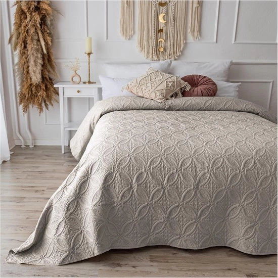 Bella e Accogliente Coperta da Letto con Ornamenti per Arredamento da Soggiorno Lussuoso 200 x 220 cm