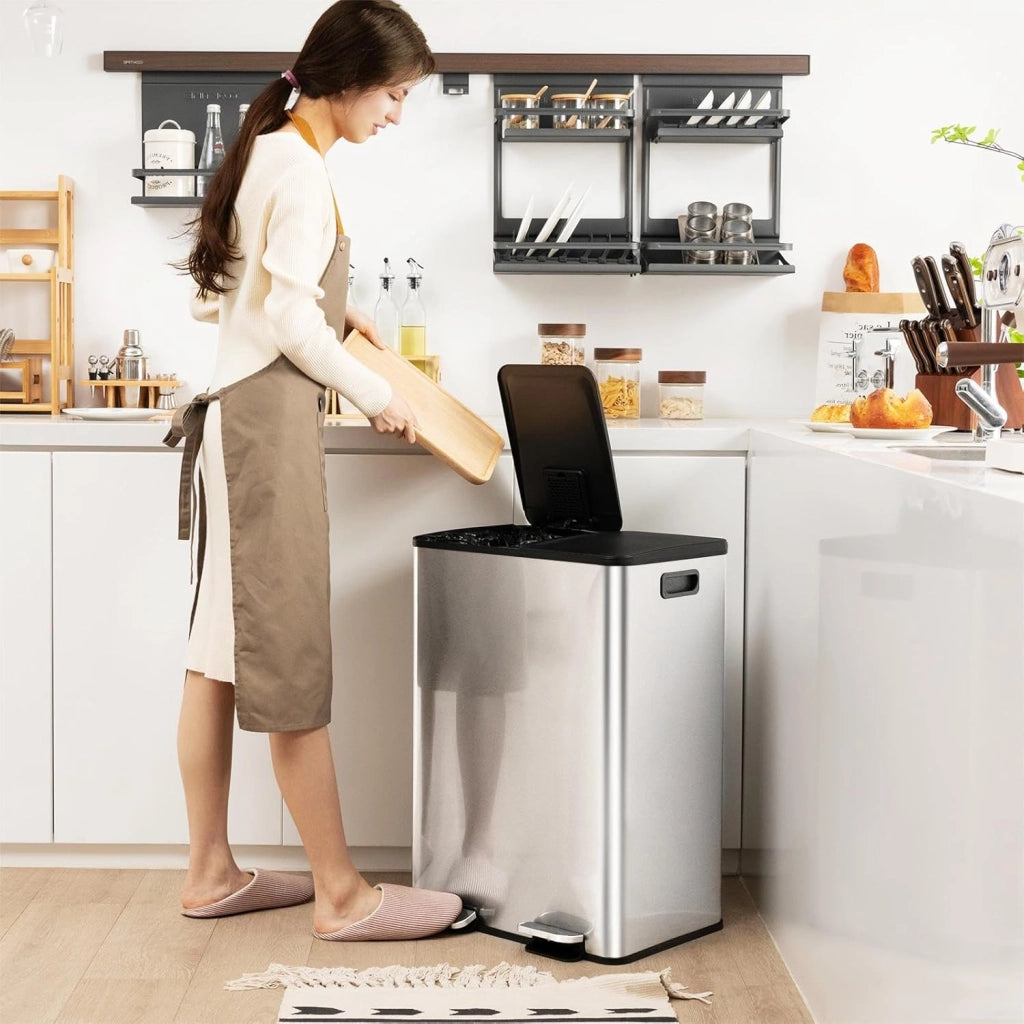 Pattumiera a Doppio Scomparto, 2 x 30 L, in Acciaio Inossidabile, Pattumiera a Pedale, Scatola Deodorante, Coperchio Liscio e Silenzioso, 2 Secchi Rimovibili, Pattumiera Riciclaggio Cucina