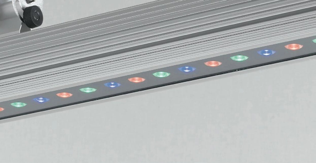 PROIETTORE LED WALLWASHER ALLUMINIO 72W RGB DIMMERABILE IP65 112,5X14,5X8,2CM
