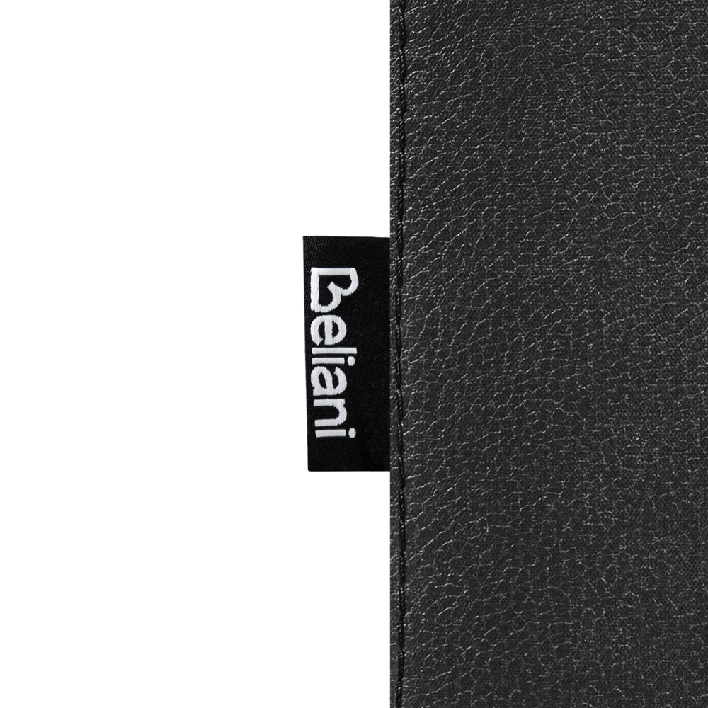 Poltrona in ecopelle vegana nero con braccioli imbottiti, gambe in metallo argentato, facile da pulire, stile moderno e glamour per il soggiorno