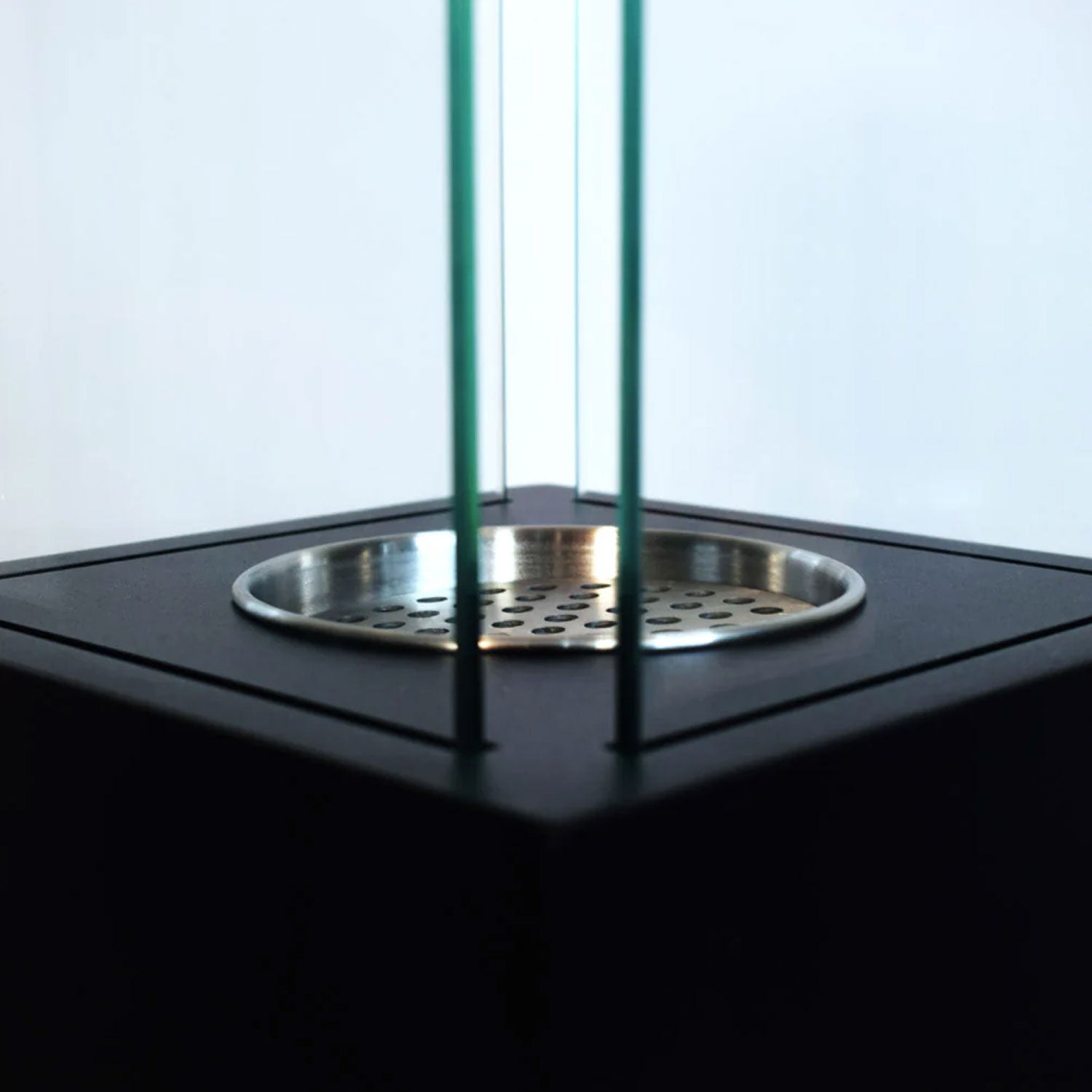 Capri - Camino a bioetanolo da esterno 20x20x70 cm, colore nero