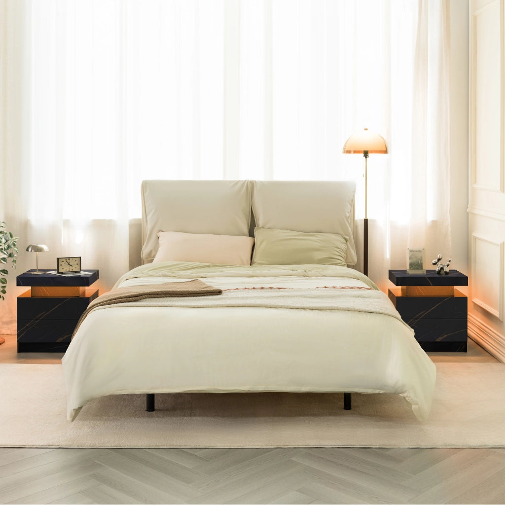 Comodino LED con 2 cassetti e vano aperto; per camera da letto e soggiorno; in legno ingegnerizzato; nero e oro; 59 × 45 × 20 cm