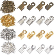 Set di capselli per crimp per gioielli con 1200 pezzi, estremità pieghevoli, confezione mista di colori, in acciaio.