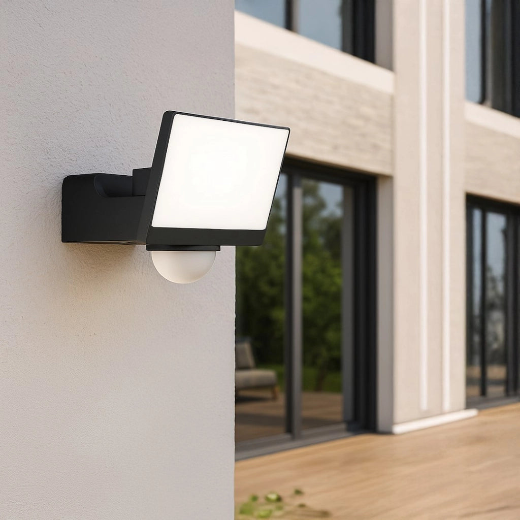 Faro LED 30W 2000lm 4000K PIR IP54 nero Davos Milagro