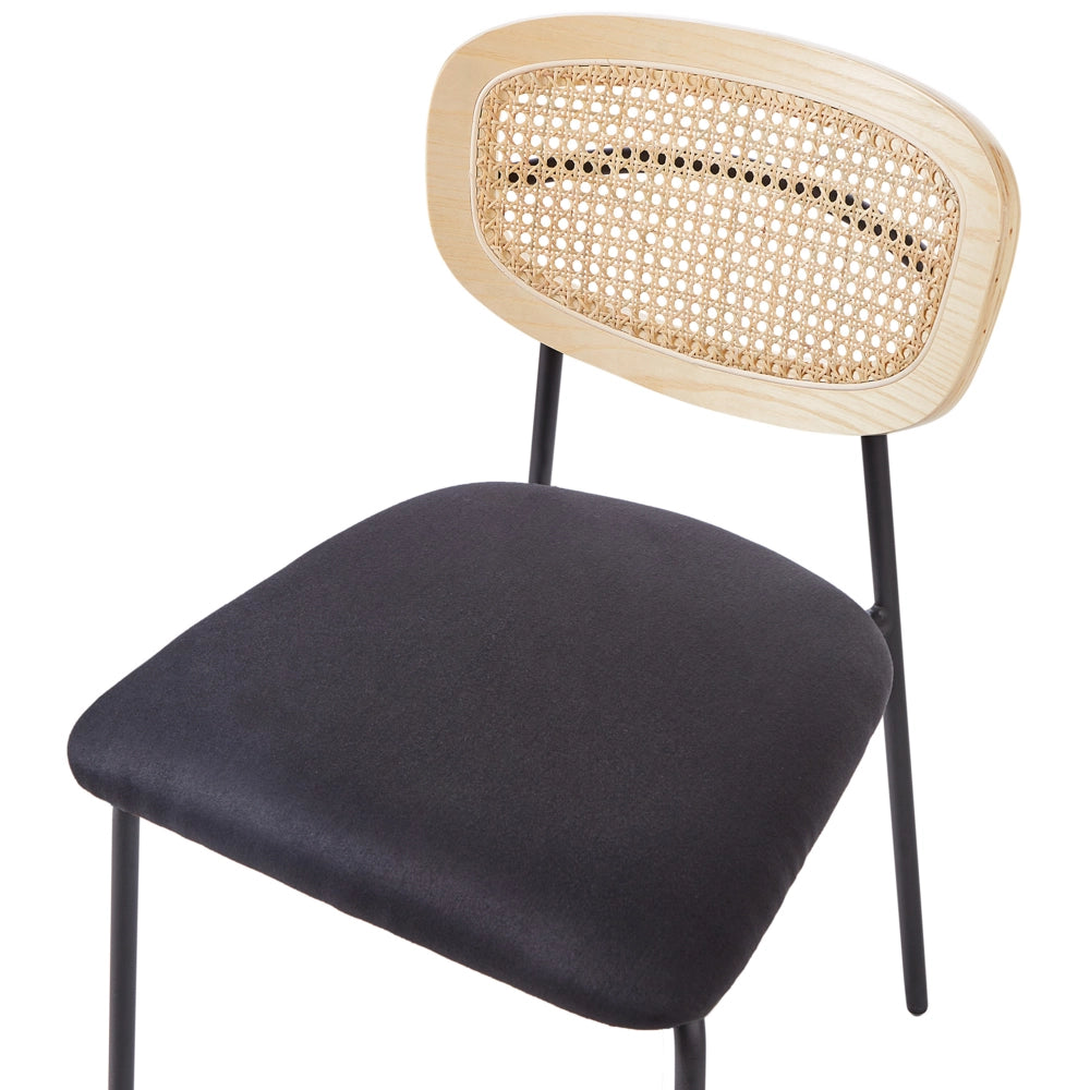 Set di 2 sedie da pranzo Rivestimento in poliestere nero Schienale in rattan naturale a treccia viennese Gambe in metallo nero Sgabelli senza braccioli