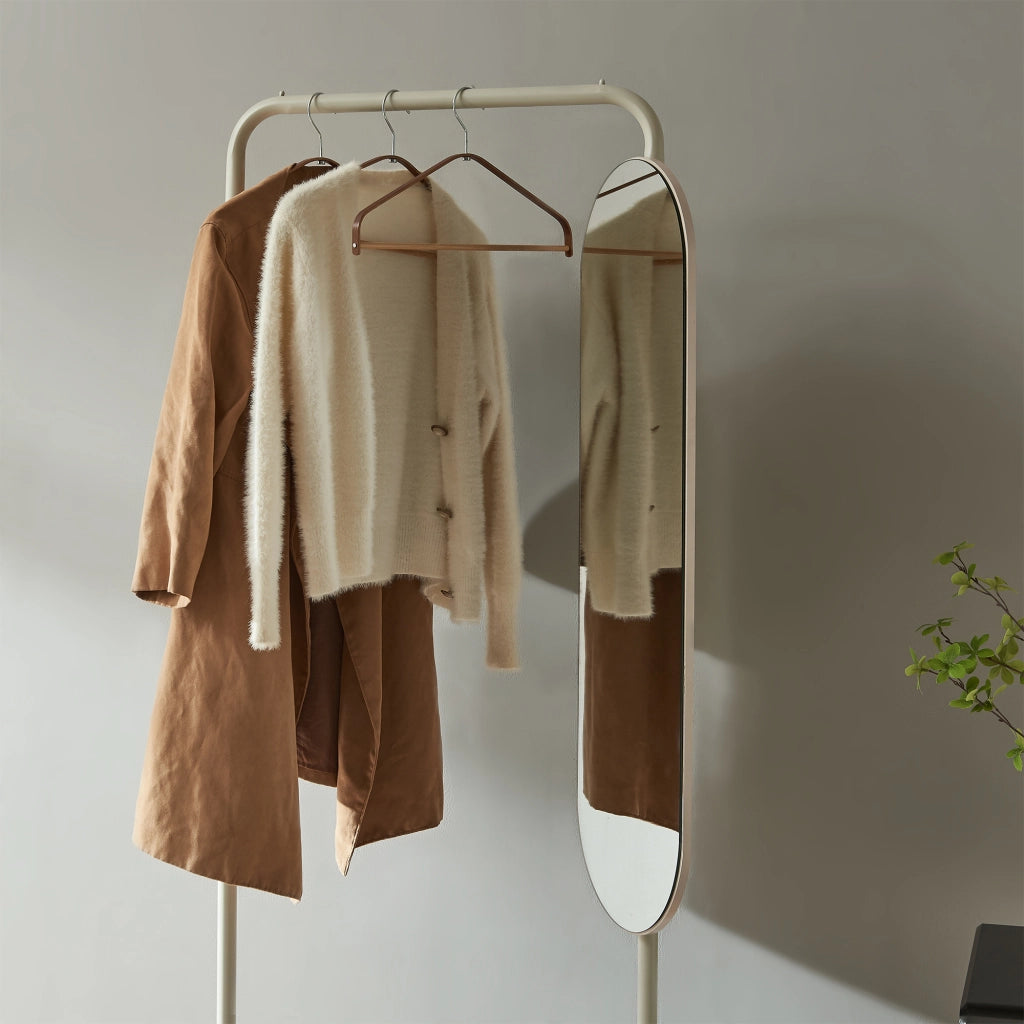 Stand Appendiabiti Vamn con Specchio Girevole 167 x 80 x 35 cm - Avena Oatmeal [en.casa]