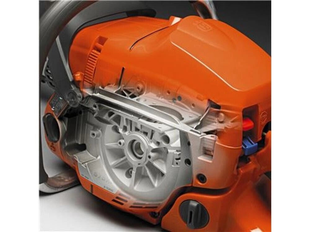 Motosega Husqvarna T540XP II 1.8 kW barra 30cm cilindrata 37.7 cm³ peso 3.9 kg