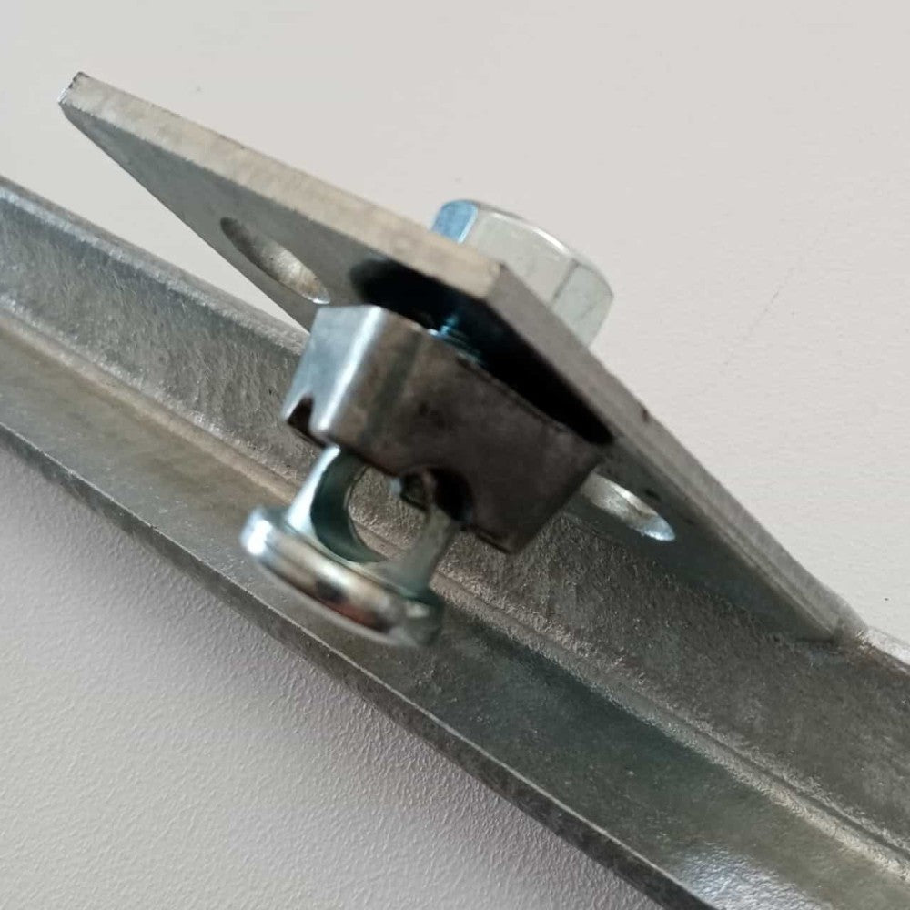 Dispersore a croce paletto da 1,5mt per messa a terra zincato + morsetto