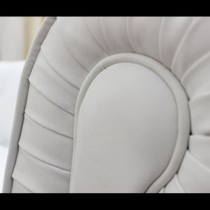 DIVANO 2 POSTI CHESTERFIELD IN ECOPELLE BIANCO