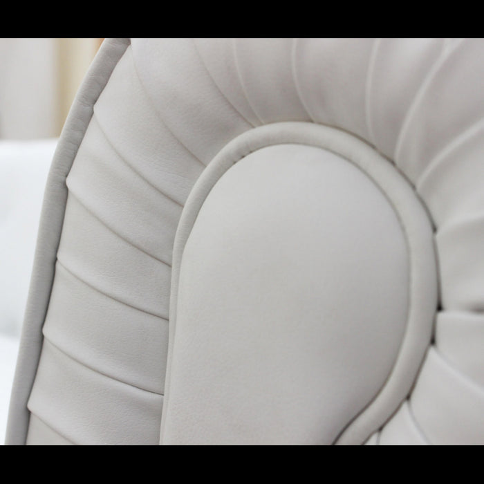 DIVANO 2 POSTI CHESTERFIELD IN ECOPELLE BIANCO