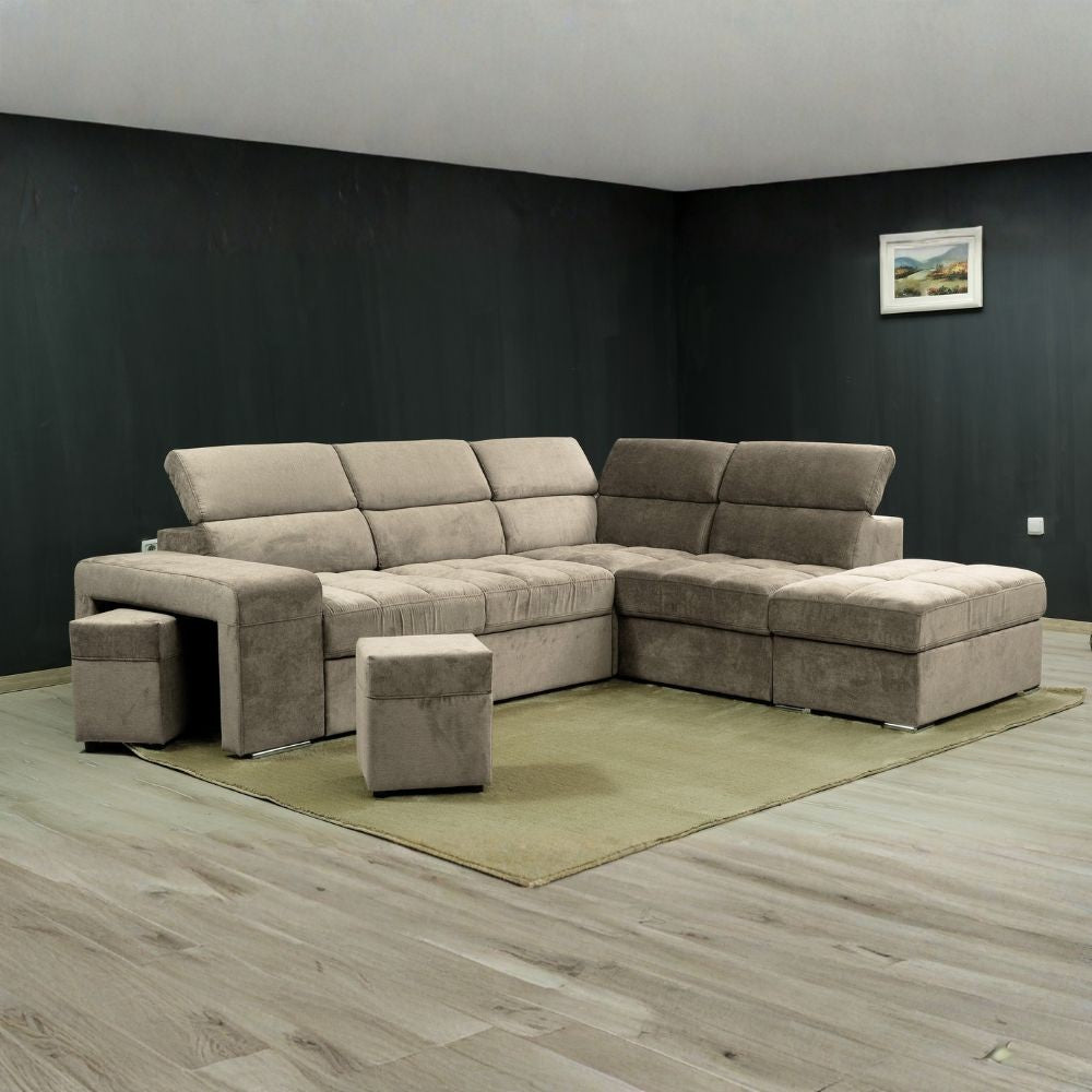 Divano angolare reversibile Positano cappuccino con poggiatesta regolabili, pouf e funzione letto