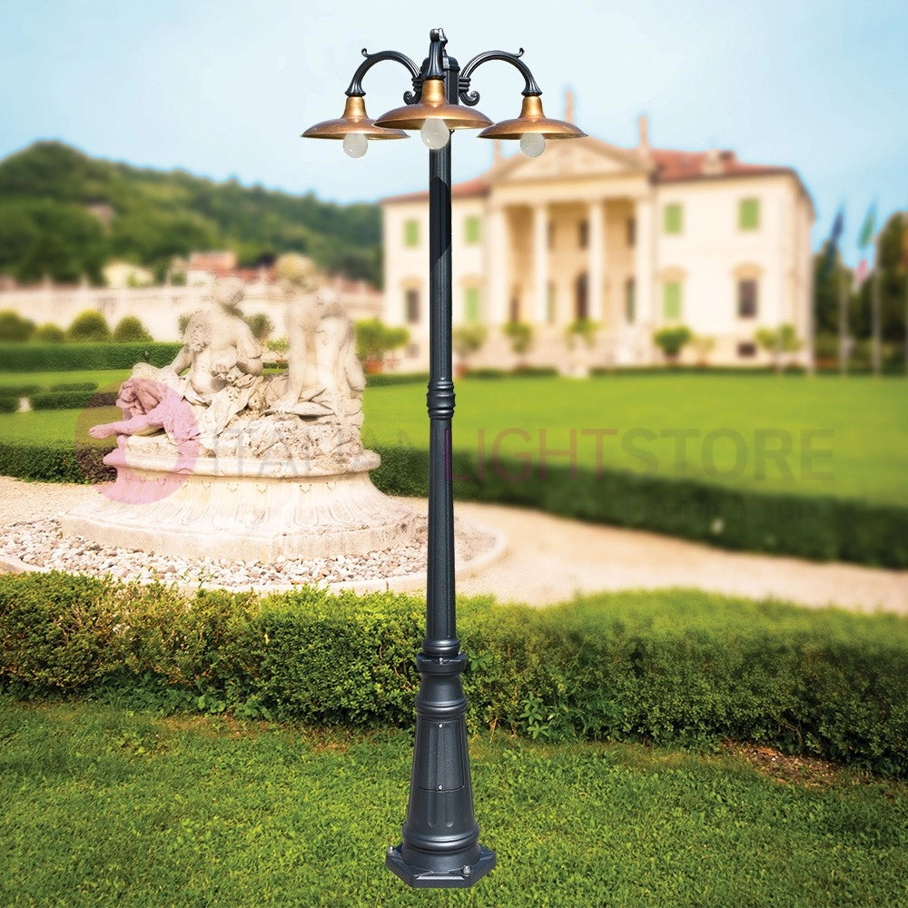 NIKE ANTRACITE Lampione da giardino 3 luci con piatti in ottone anticato
