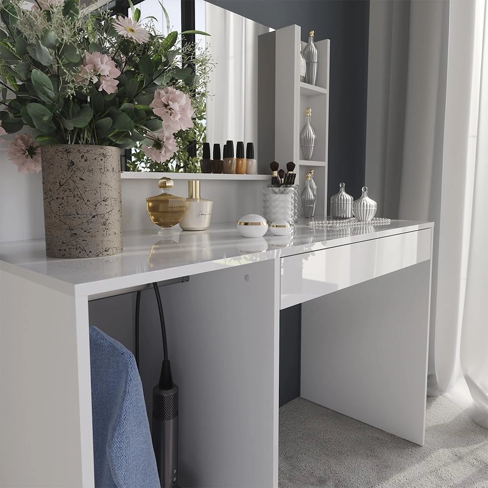Tavolo da toeletta Sherry, Bianco/bianco lucido, 119.8 cm 4 parti, con specchio superiore per l'uso quotidiano e l'organizzazione
