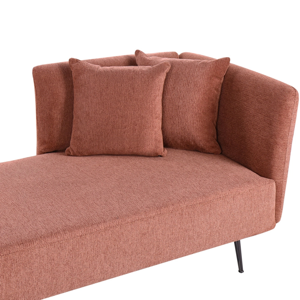 Chaise Lounge Rosso Chiaro Destra in tessuto poliestere con cuscini decorativi Gambe in metallo Soggiorno di design moderno