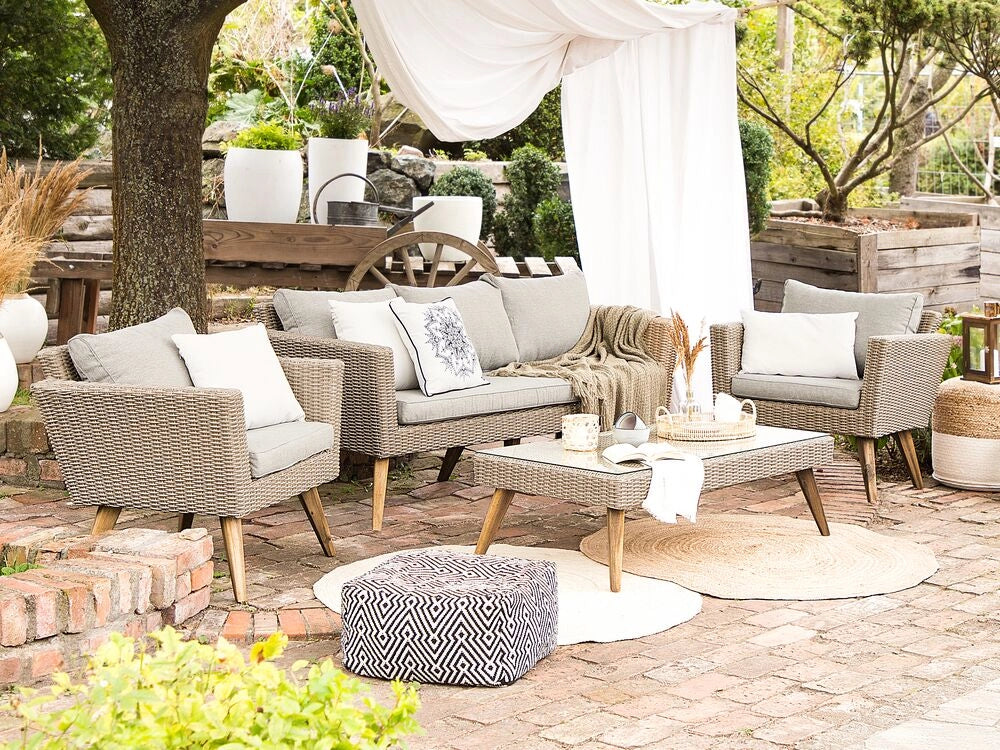 Patio Set Rattan Sintetico 3 Posti 2 Sedie Cuscini Grigi Outdoor Country