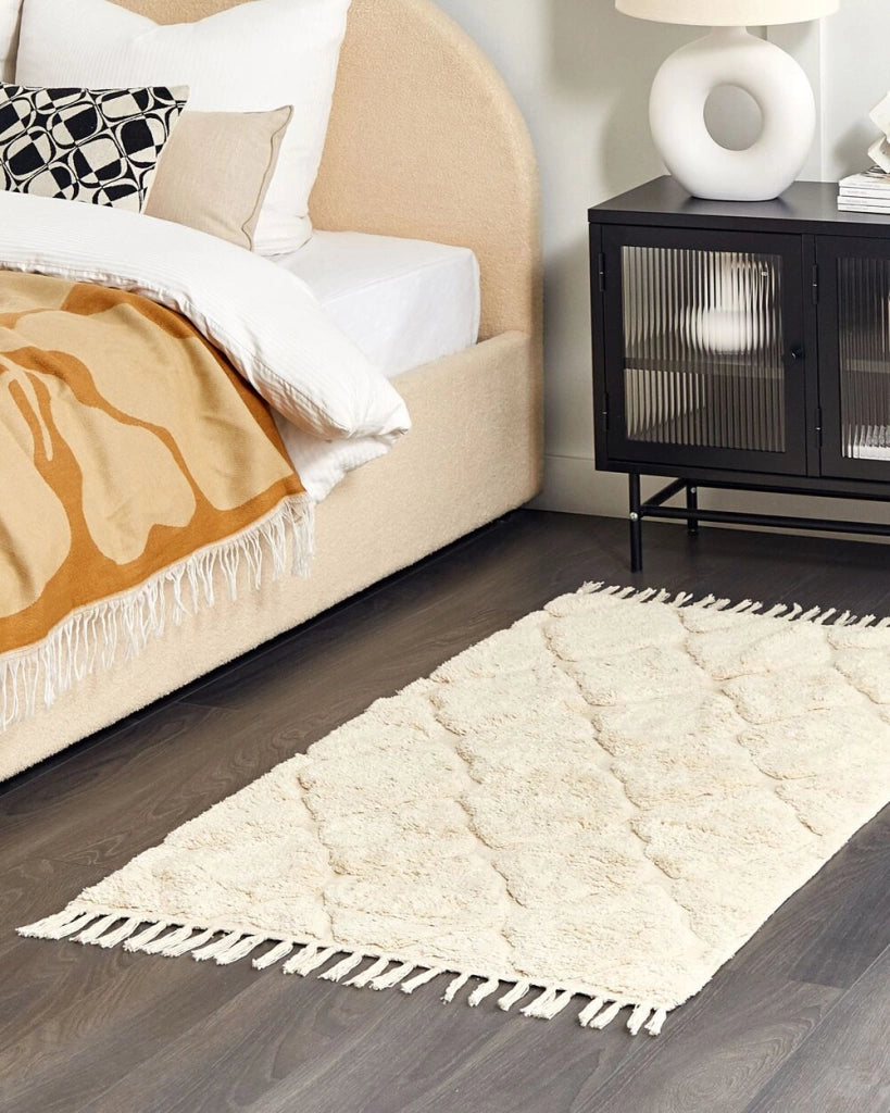 Tappeto in cotone beige 80 x 150 cm minimalista trapuntato Shaggy motivo geometrico soggiorno camera da letto