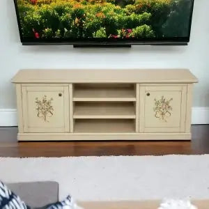 Mobile Porta tv Shabby chic avorio anticato decorato a mano