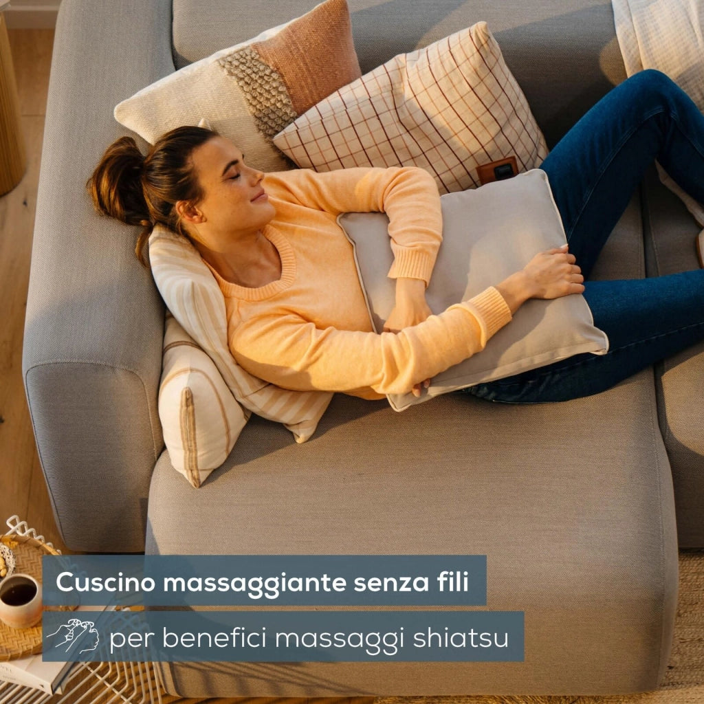 Beurer MG 139 - Cuscino massaggiante a batteria con funzione di calore, senza fili Shiatsu, calore commutabile, realizzato in materiale riciclato, lavabile in lavatrice, spegnimento automatico, 40 x