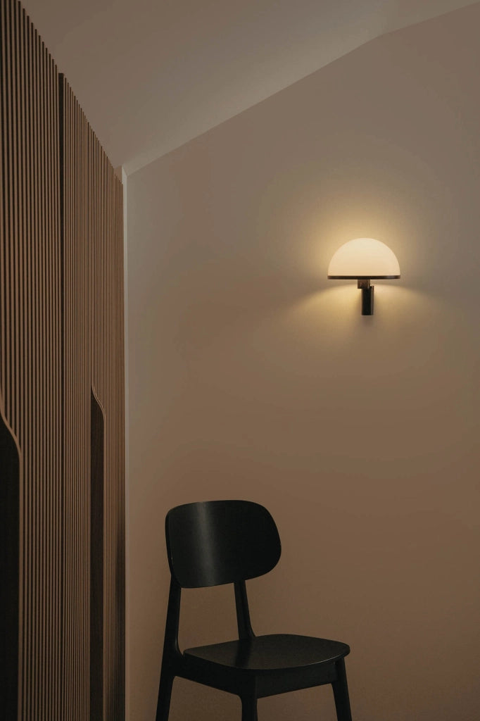 DOME Applique nera da parete