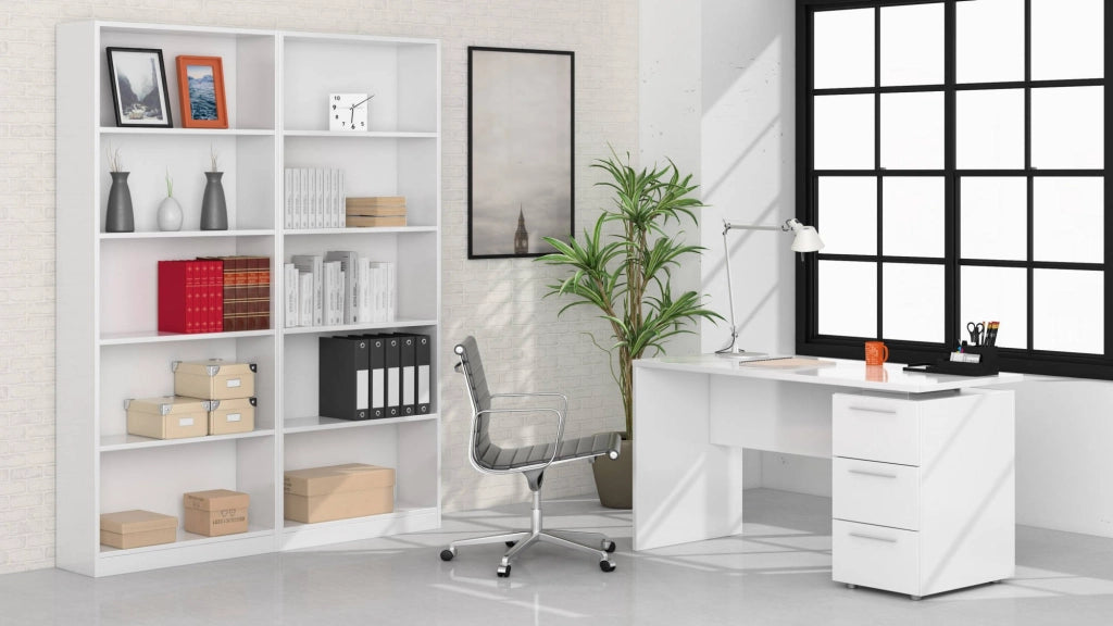 Scrivania Alimet, Scrittoio da ufficio moderno, Tavolo da studio con cassettiera a 2 cassetti e 1 anta, cm 138x60h74, Bianco